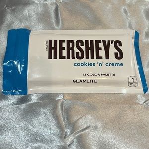 Hershey’s Glamlite Eyeshadow Palette